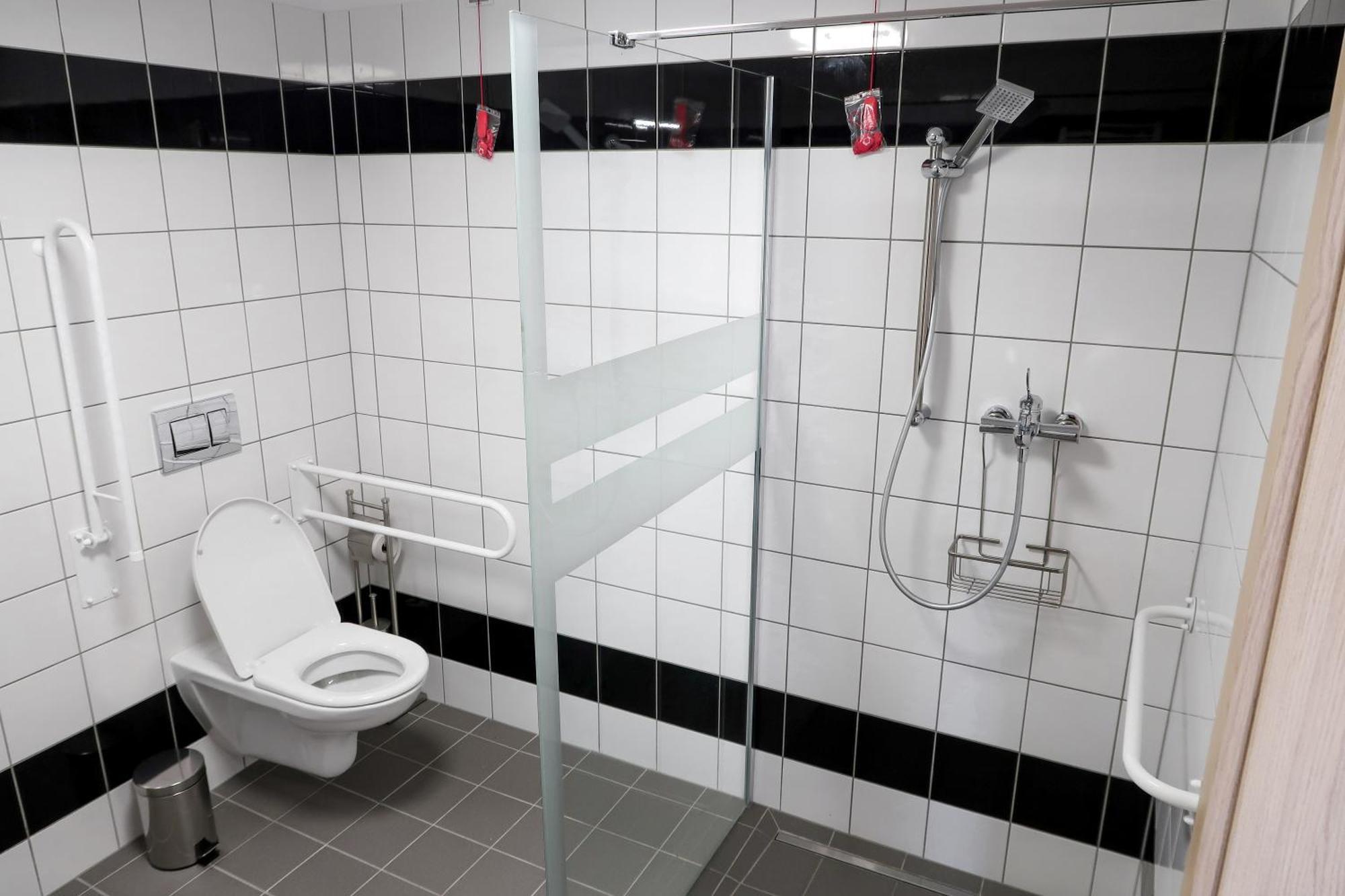 Dom Studencki Arka Pansiyon Wroclaw Dış mekan fotoğraf